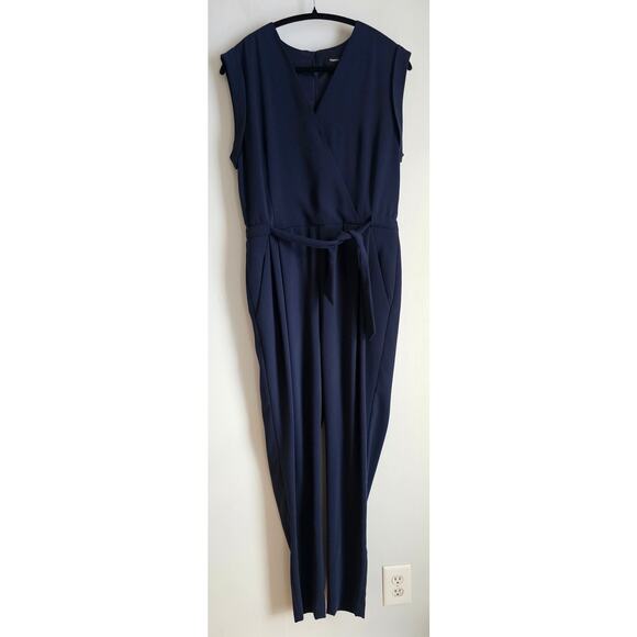 Theory Pavona Elevate Crepe Jumpsuit, Blue, Sexy V Neck, NYE Party, Sz 8 - Picture 11 of 11